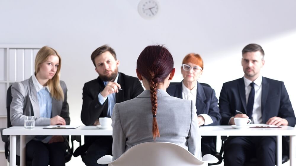 Đọc vị tính cách thật của ứng viên bằng quy tắc “người phục vụ”